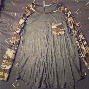 Camo baseball tee