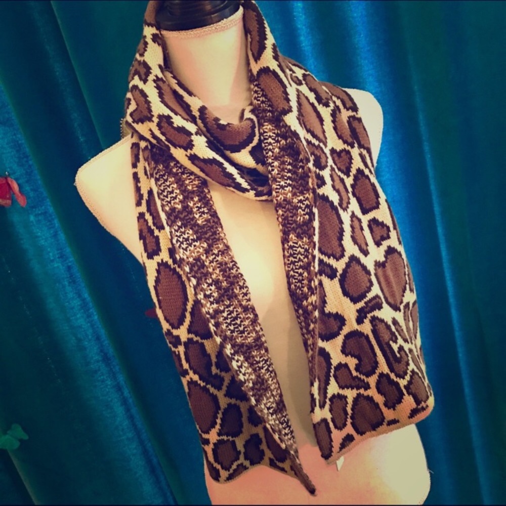 Beautiful Knit Scarf