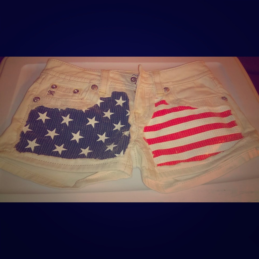 WhiteAmerican Flag Miss Me Shorts