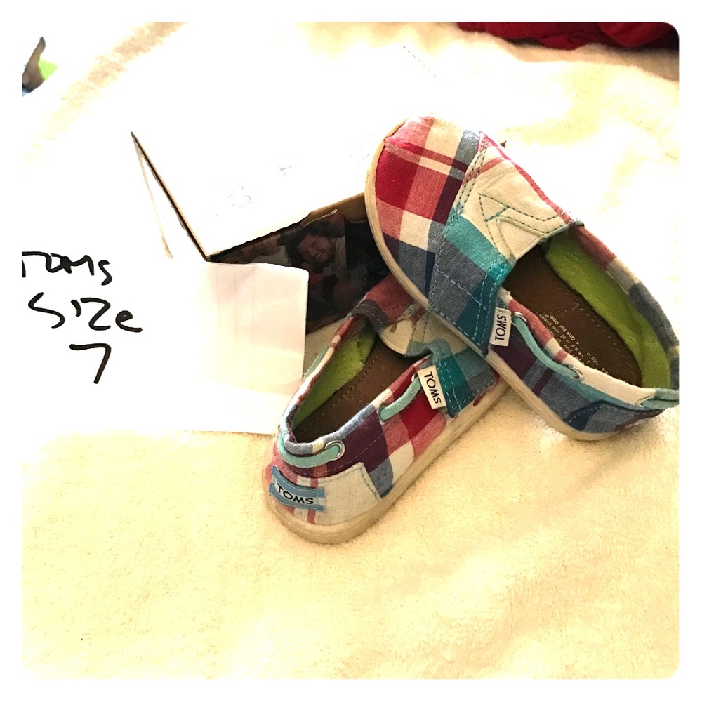 Toms size 7 plaid unisex EUC
