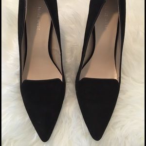 Never worn black Nine West pointed heels