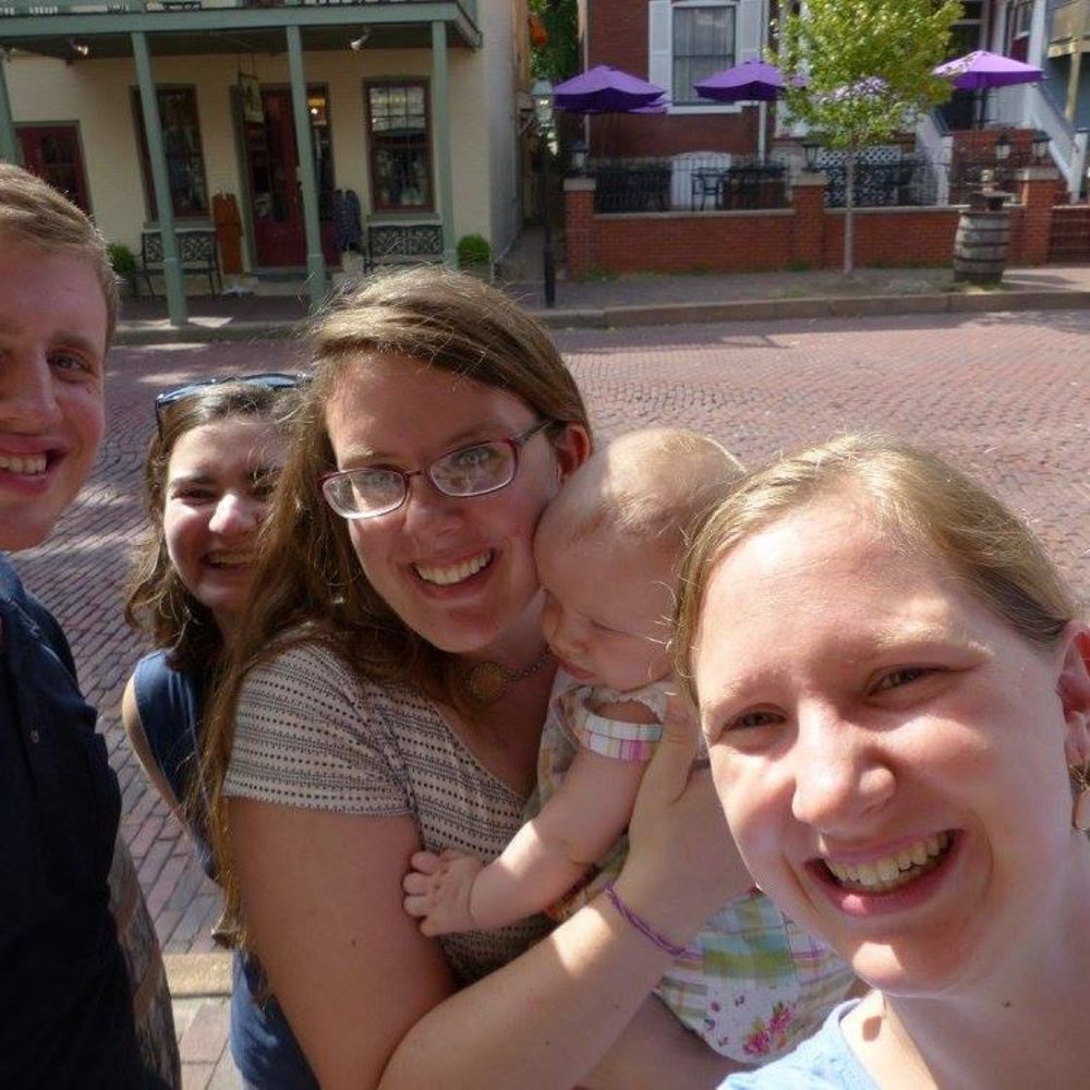 Meet your Posher, Melissa