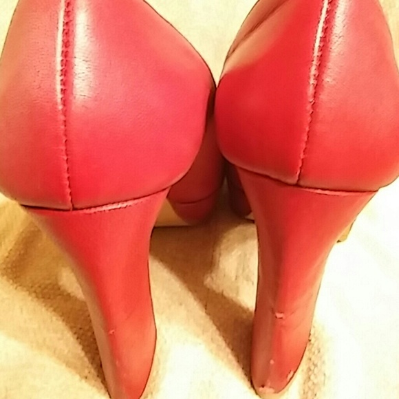 Shoes - Picture 3 of 6