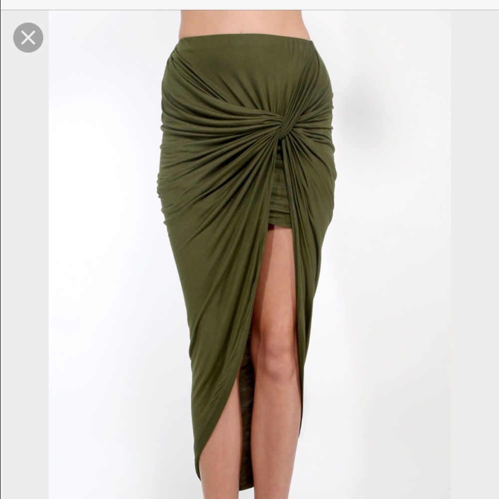 Black wrap knot skirt