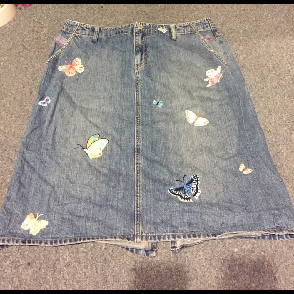 Vintage gap skirt with butterflies size 14