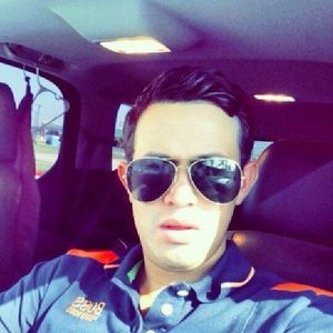 Meet your Posher, Emmanuel