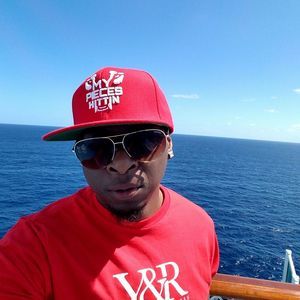 Meet your Posher, Everett