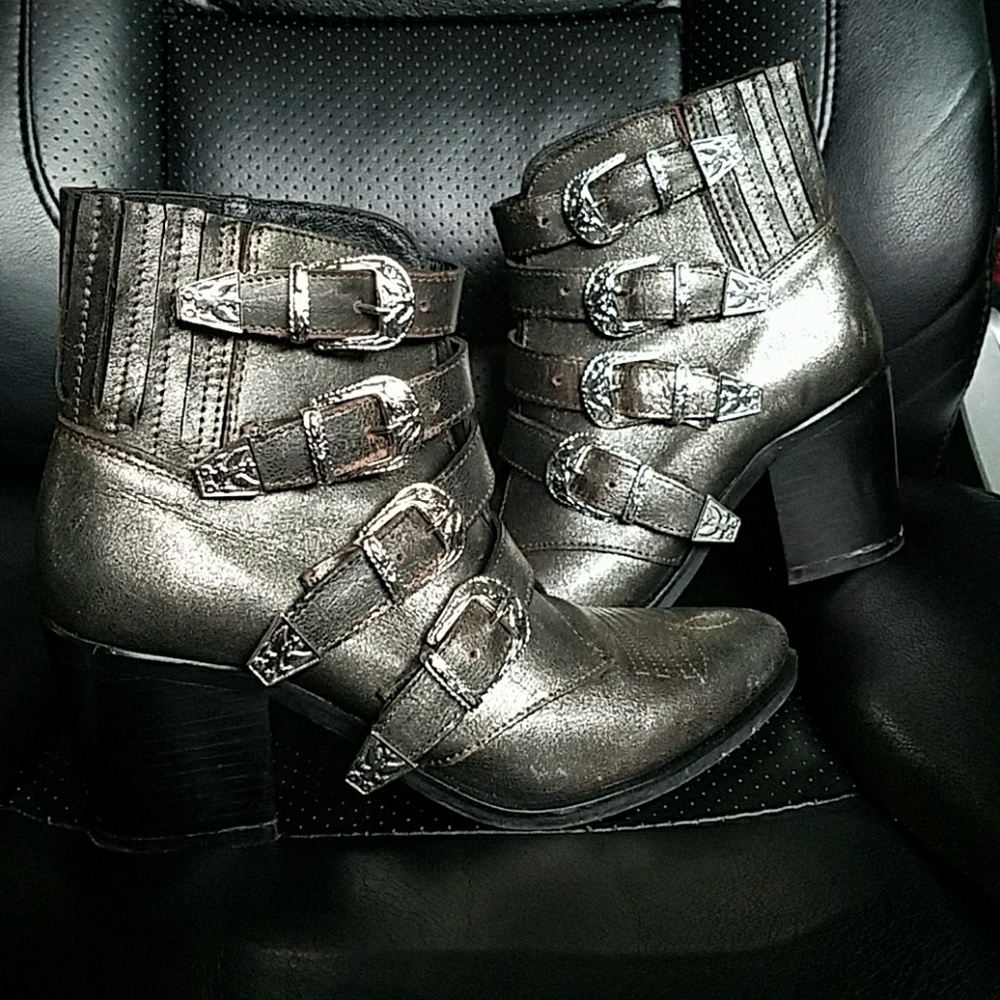 Steve madden booties