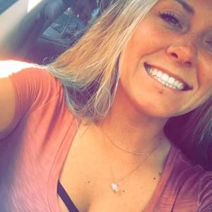 Meet your Posher, Justine