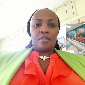 Meet your Posher, Nelly