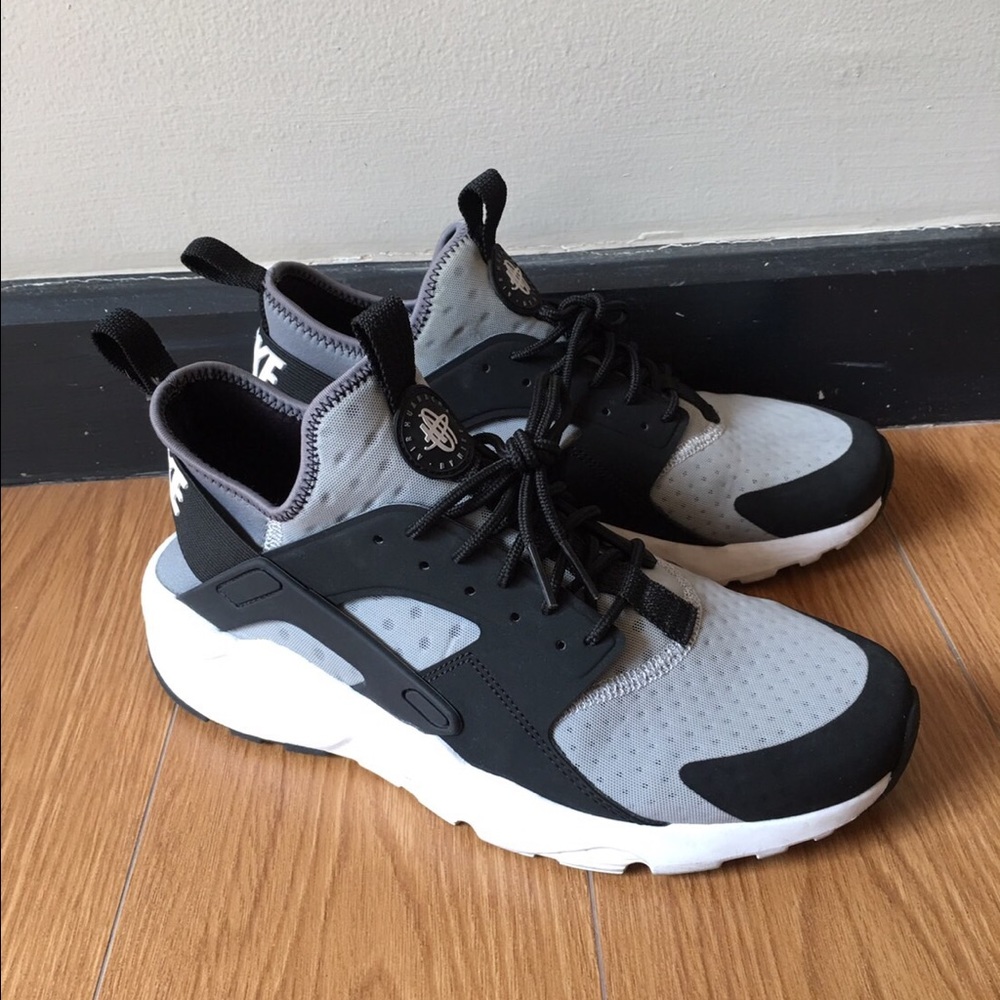 Nike Huarache Black/Grey