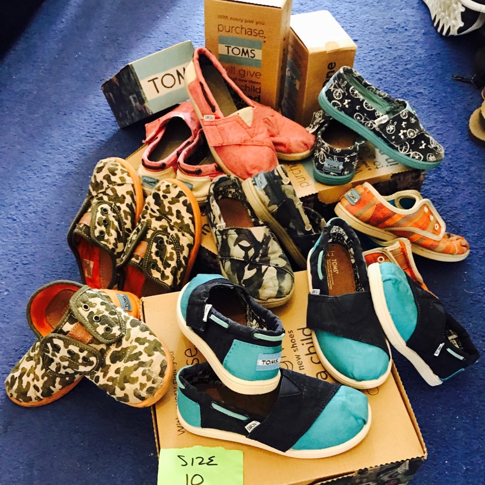 TOMS size 10 shoes. Well-loved to NWT conditions
