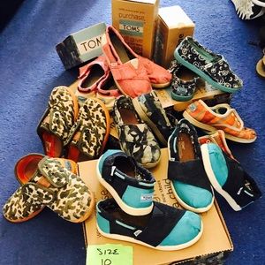 TOMS size 10 shoes. Well-loved to NWT conditions