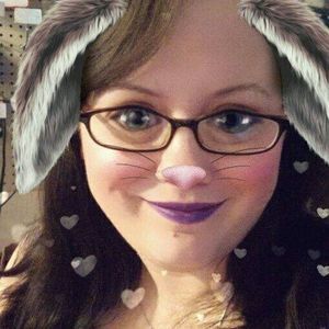 Meet your Posher, Charlotta