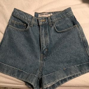 High waisted cuff shorts