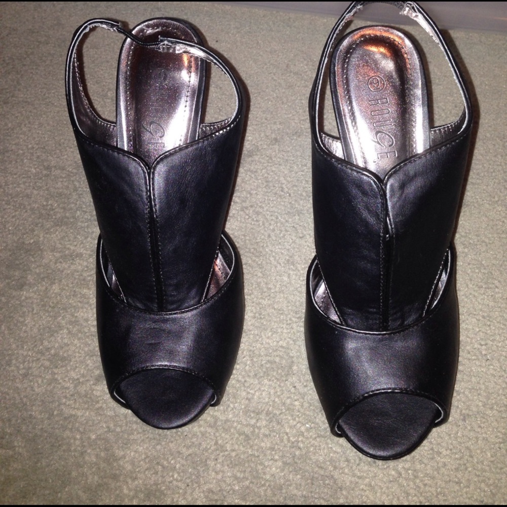 Sling back heels for sale!