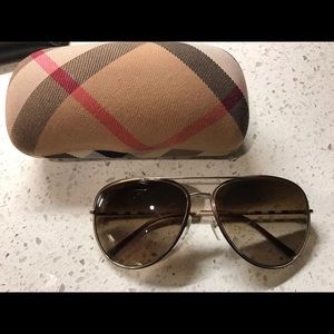 BRAND NEW Authentic Burberry Aviator Sunglasses