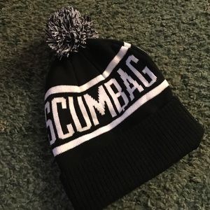 Pom Pom beanie