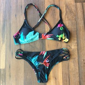 Floral swimsuit NWOT