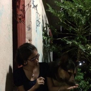 Meet your Posher, Adriana