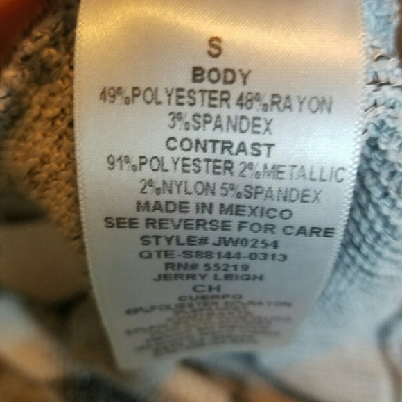 Steal My Heart Sweater - Picture 3 of 3