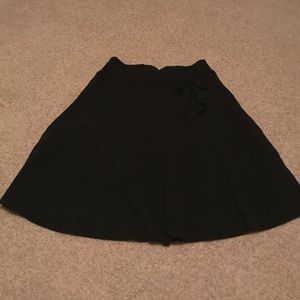 Black side zip size 8 skirt by NYC Design Co