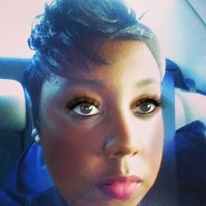 Meet your Posher, Serina