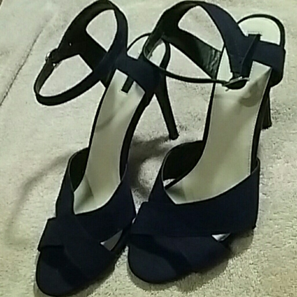Women's shoes