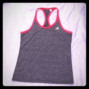 Adidas workout Tank 💪🏼🔥