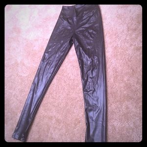 Black pleather leggings black shimmer