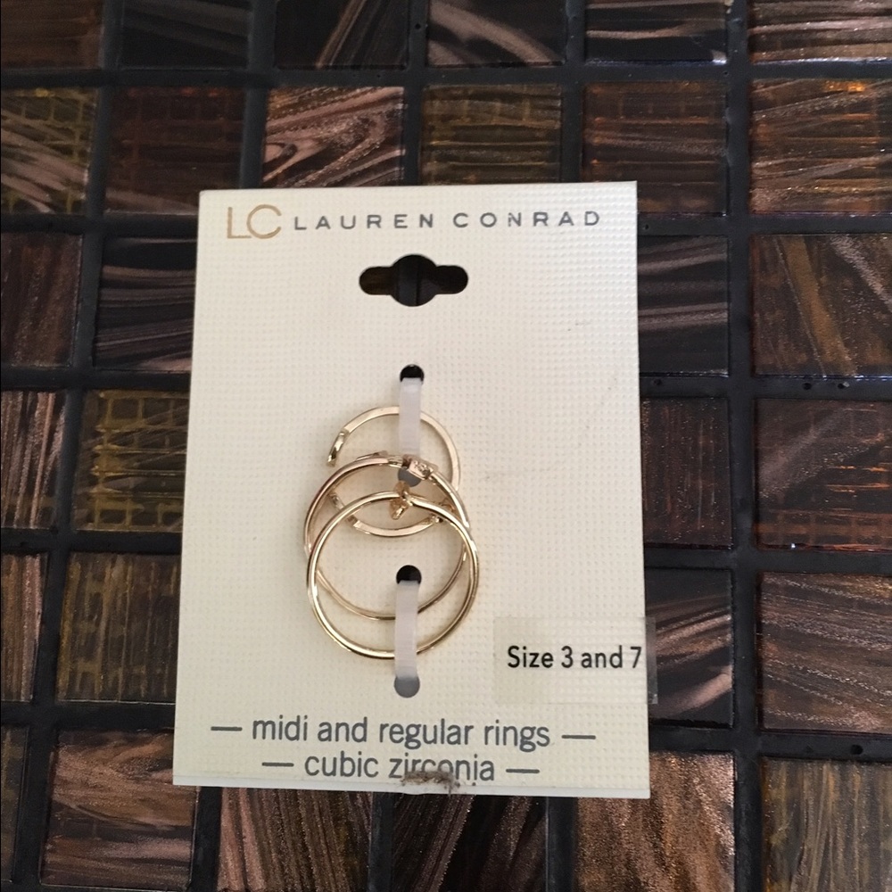 Lauren Conrad rings
