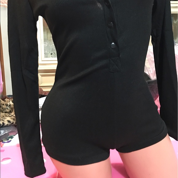 Black barbie romper onesie bodysuit jumper one pc jumpsuit shorts long sleeve - Picture 2 of 2