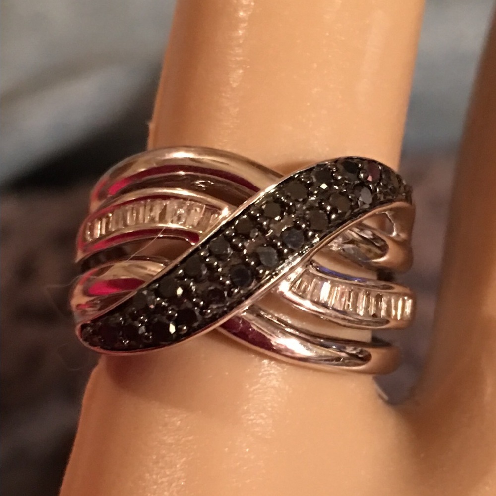 Genuine Black And White Diamonds