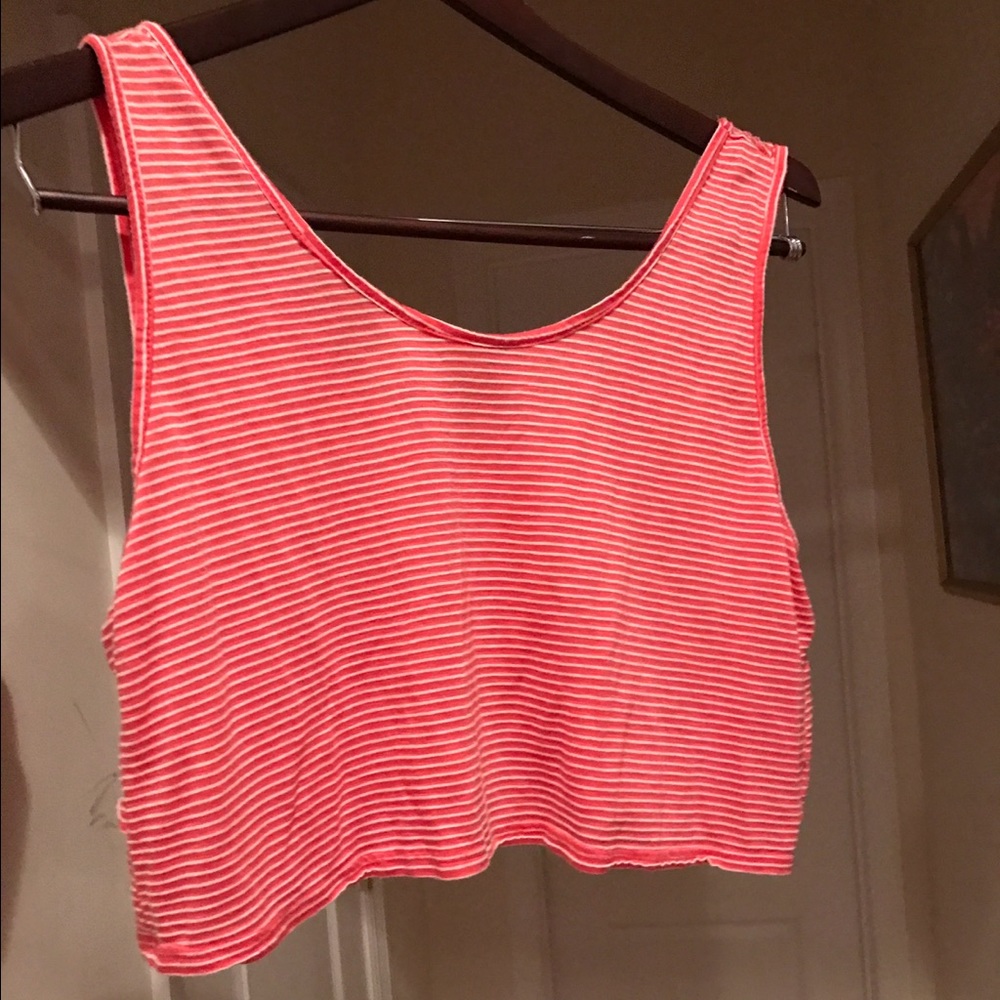 Loose fitting Crop top