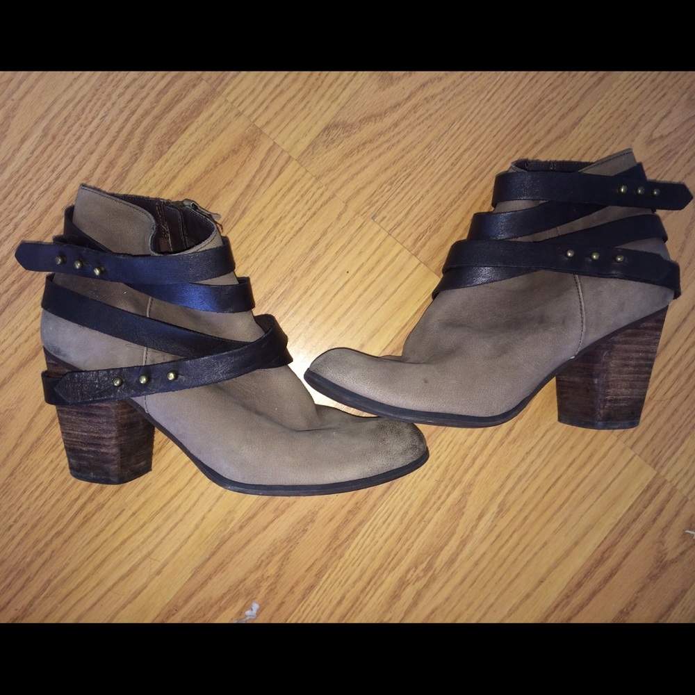 leather ankle boots