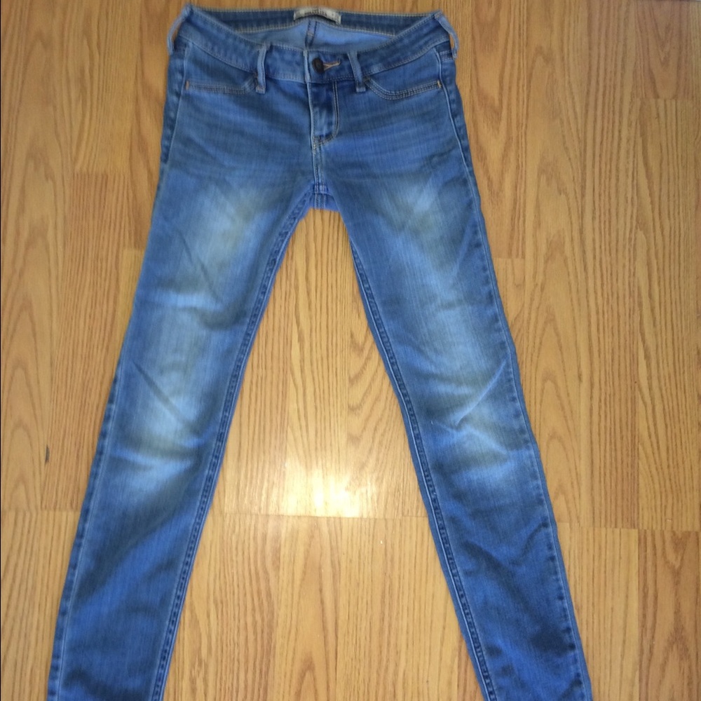 hollister jeans