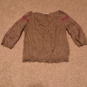 Brown 3/4 sleeve Old Navy shirt Size L