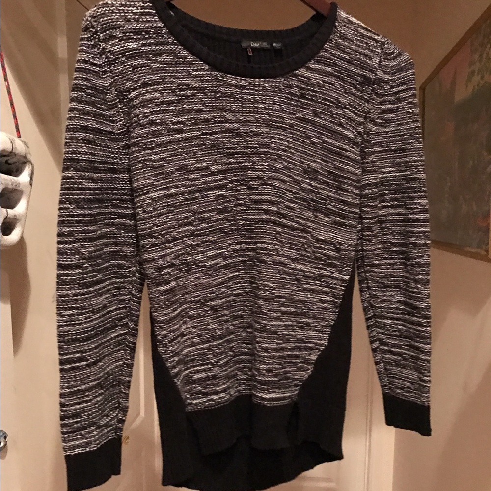 Knit sweater