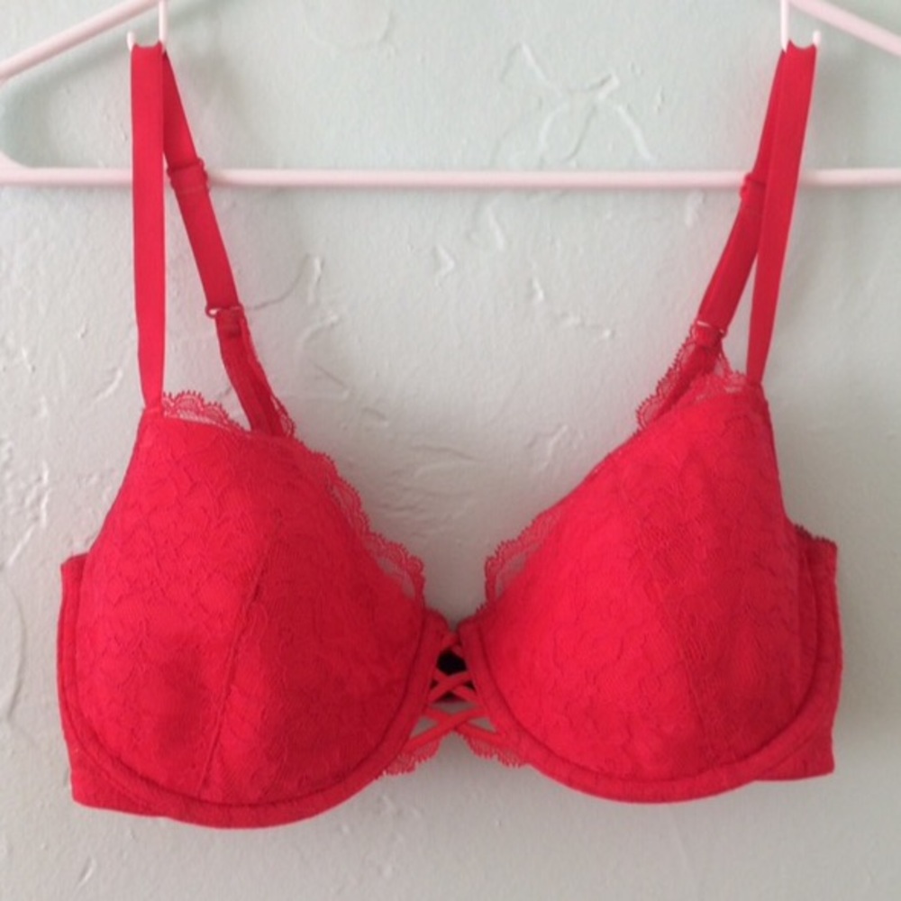 victoria's secret lace bra