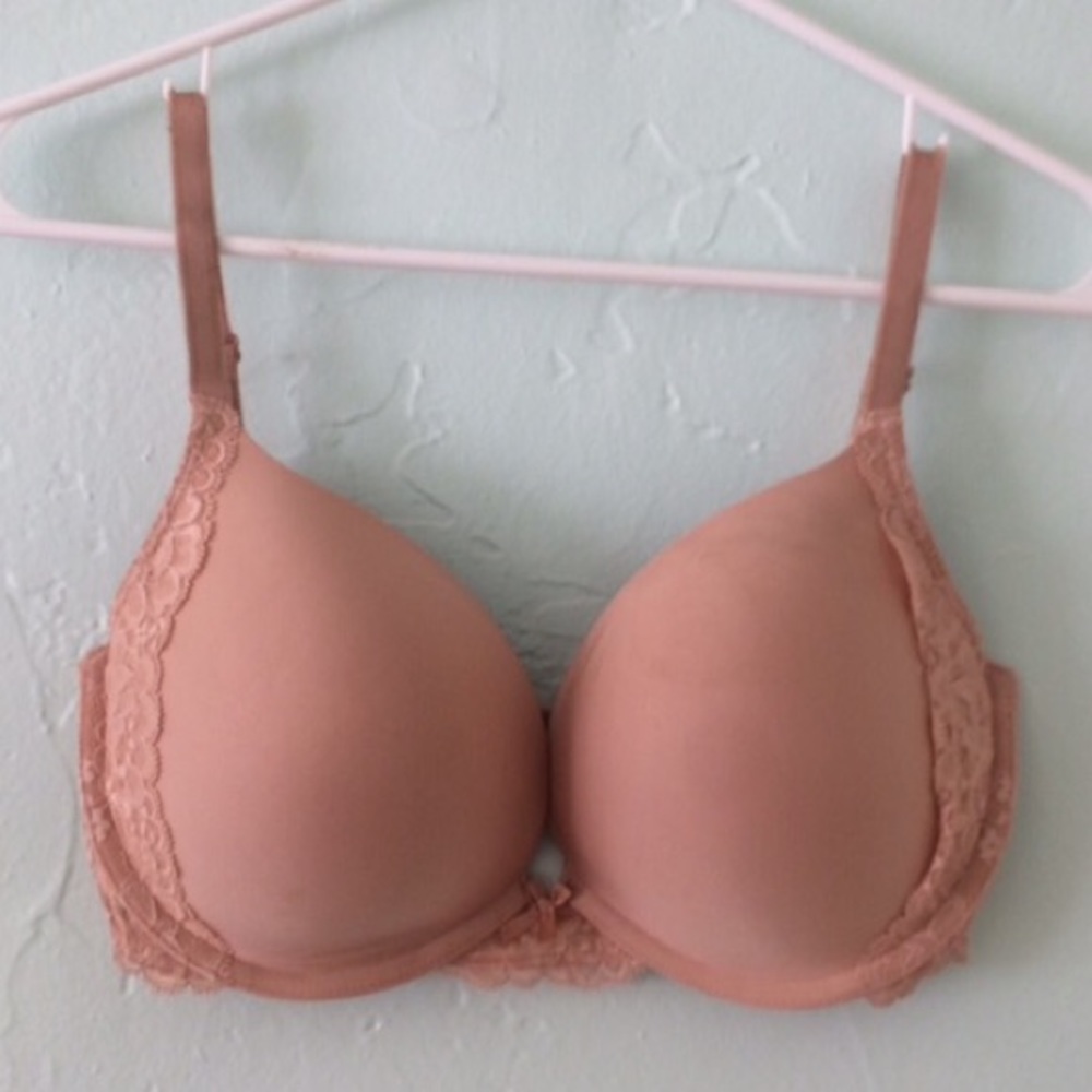 victoria's secret lace bra
