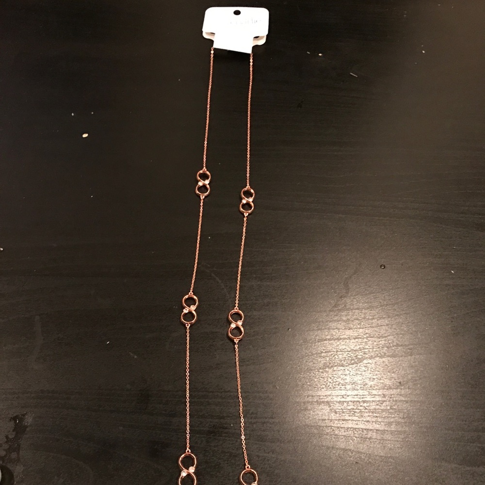 Long infinity necklace