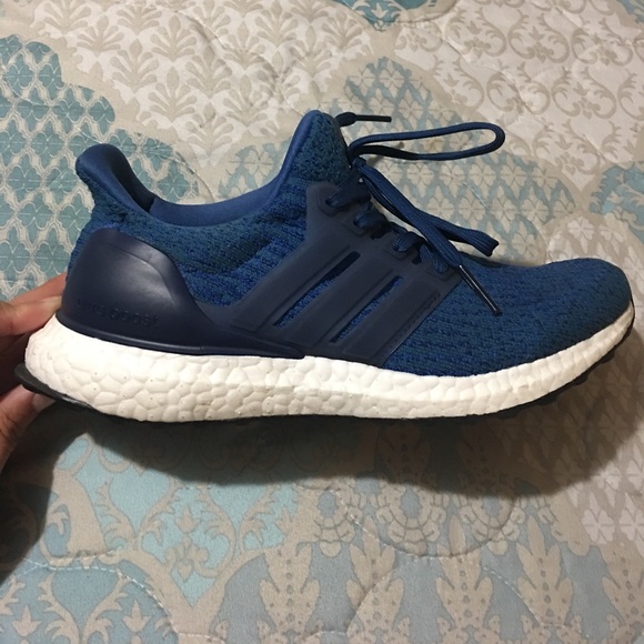Adidas Ultra Boost - Picture 1 of 7
