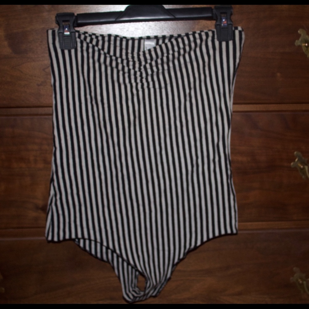 AMERICAN APPAREL 🇺🇸 STRAPLESS BODYSUIT