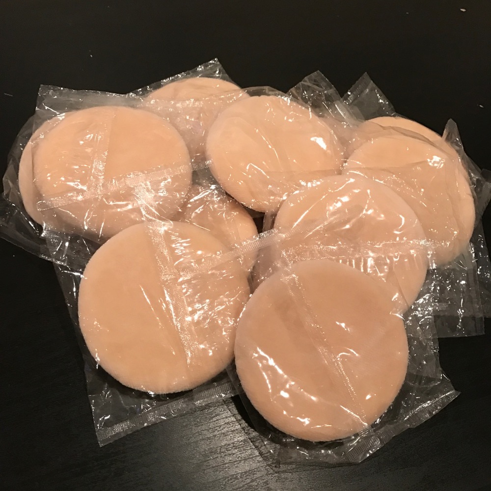 Make up powder applicator