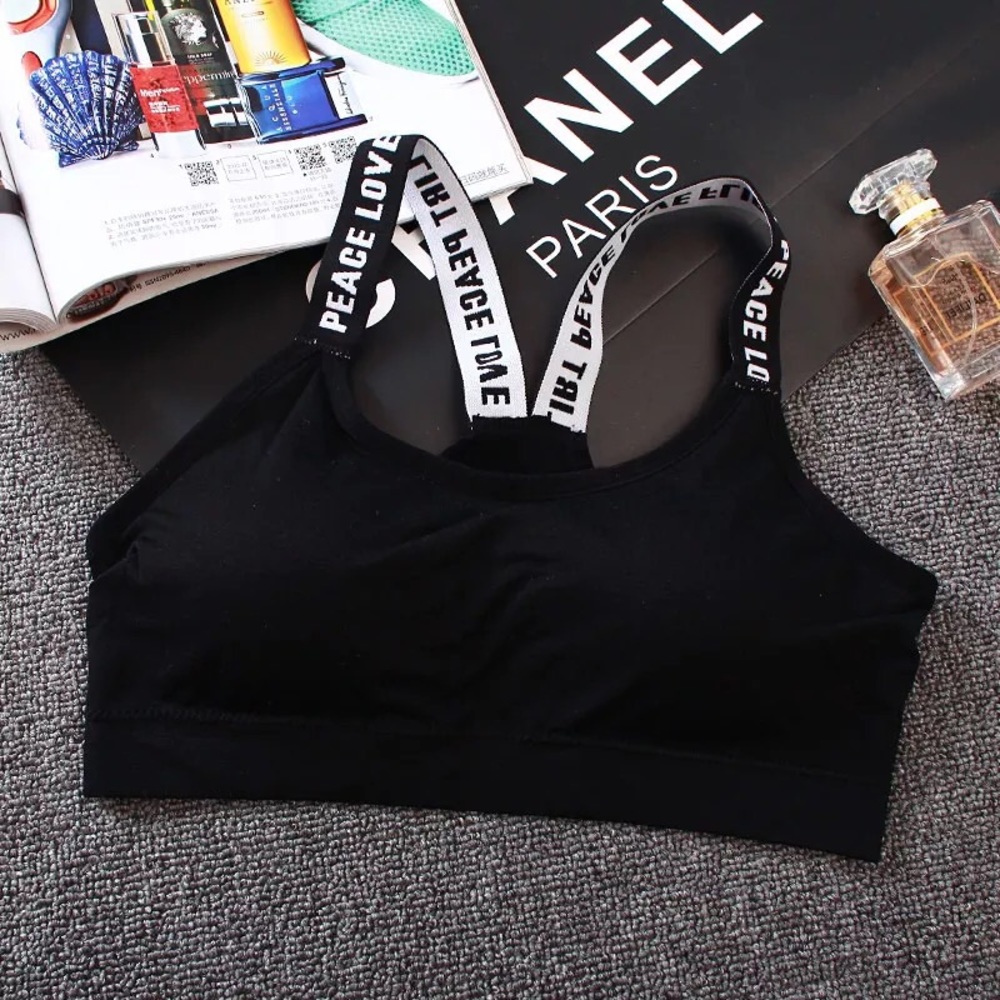 🌟NEW🌟Love peace flirt sports bra 🎈