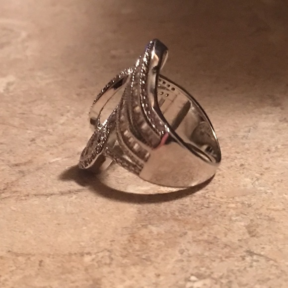 5⭐️RATED🎉HOST PICK🎉SERENDIPITY - Picture 4 of 7