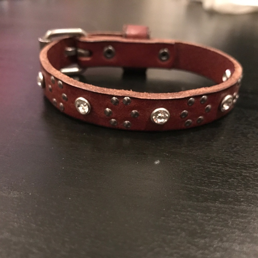 Leather strap braclet