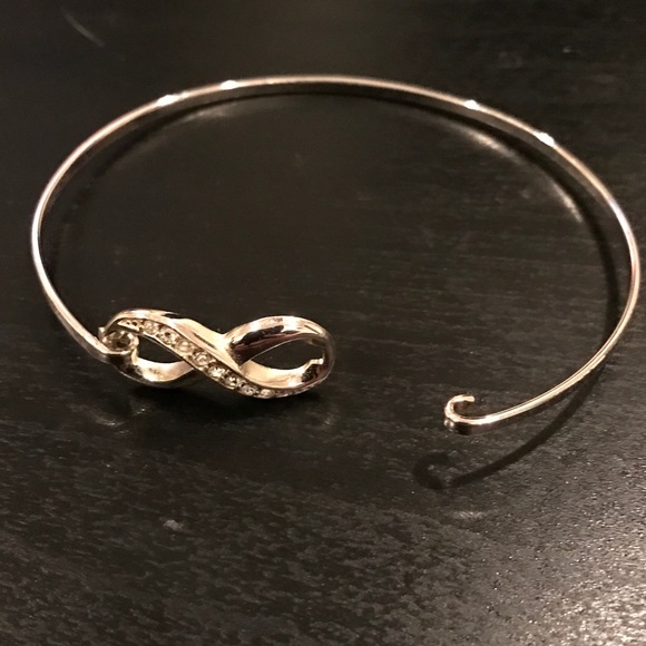 Infinity bangle - Picture 2 of 2