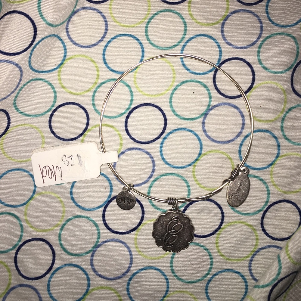 "e" bracelet