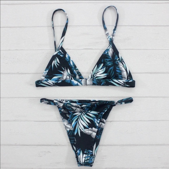 🛍 BUY 1 GET 1 1/2 OFF 🛍 SUMMER CLEARANCE SALE - Picture 6 of 8